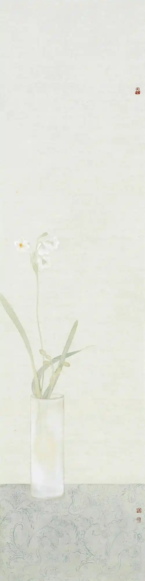 她的作品清新古雅给人清澈静谧之感