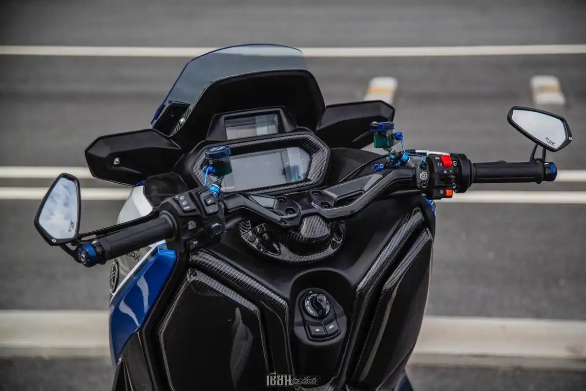 23款雅马哈xmax300改装案例