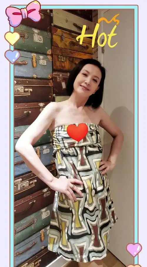 曾经的"香港一姐"曾华倩,如今56岁了,状态年轻,身材依旧