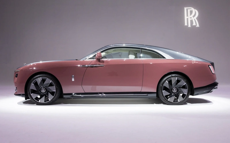 盘点2023上海车展最贵的4款车,劳斯莱斯闪灵第1,国产3款车上榜