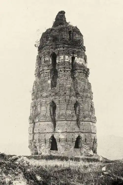 雷峰塔——白蛇一传,浮屠千年_西湖_宝塔_吴越