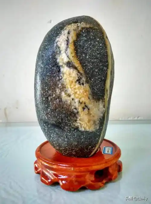 中国顶级画面石,石中有乾坤