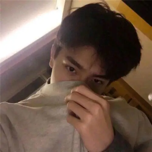 白色干净男头像潇洒帅有型小哥哥了