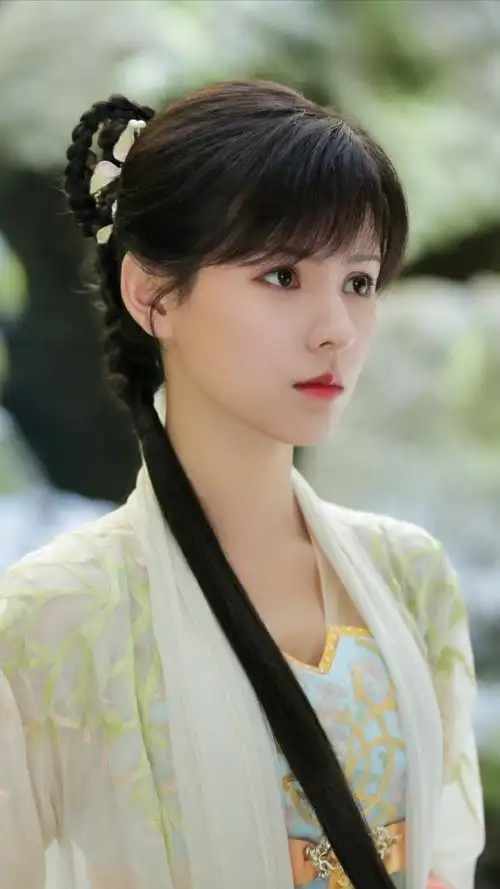 琉璃美人煞褚玲珑张予曦