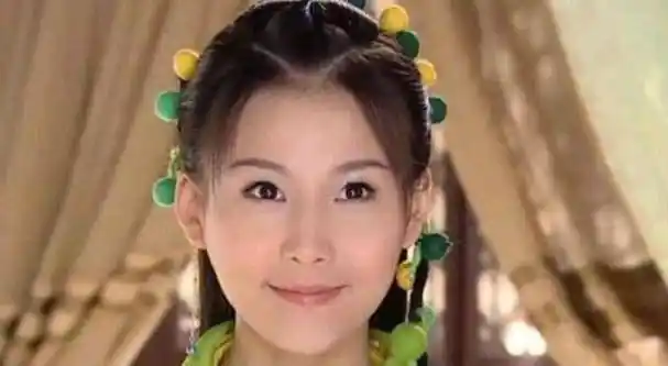 86年的贾青参加《我型我秀》,在05年开始崭露头角.