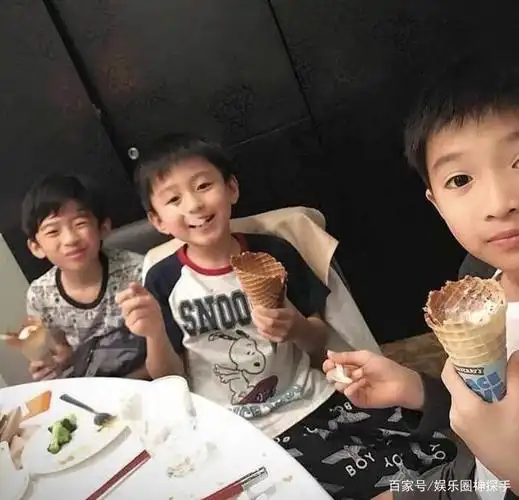 张柏芝二儿子长大了!他才是最帅星二代!