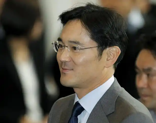 李健熙与哥哥李孟熙之间关于三星继承权的争夺在2014年方才以李健熙的