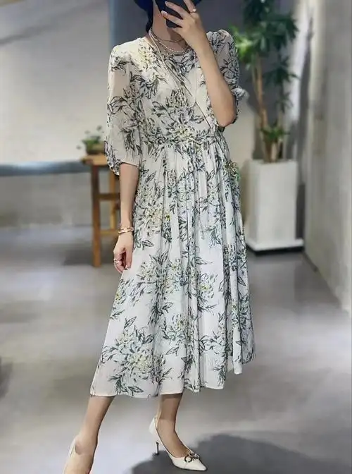 爆款真丝连衣裙图片