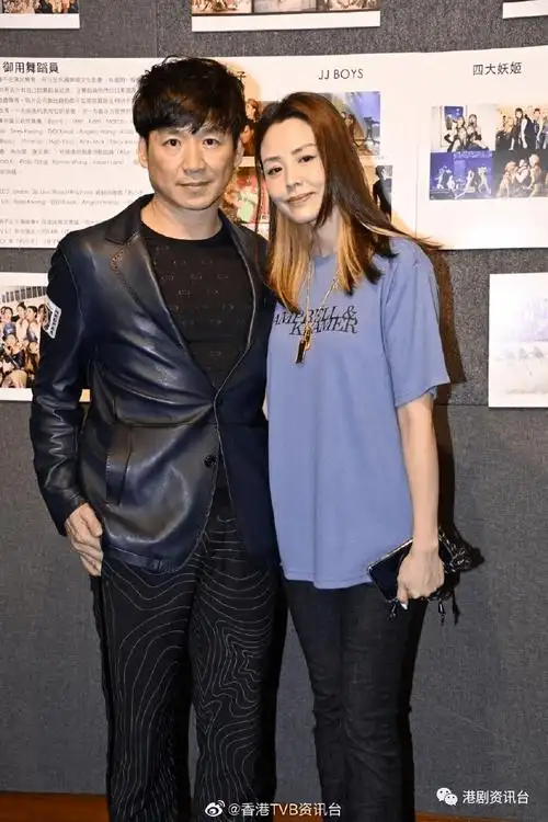 朱永棠更带同老婆谭凯欣现身,其实谭凯欣都曾做过艺人,1991年拍过阳光