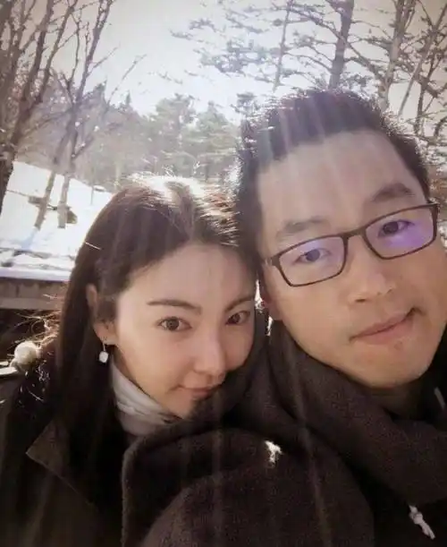 原创暴躁拽姐张雨绮掌掴汪小菲手刃前夫婆婆用600万逼分手