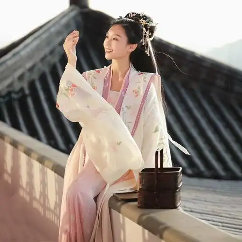 宋制汉服女春秋薄款对襟衫衫大袖褶裙套装刺绣古风演出服改良古装