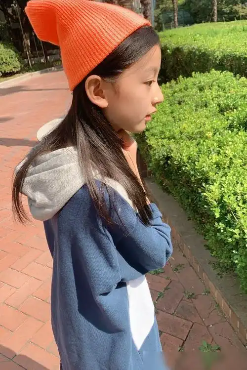 童模裴佳欣真实颜值曝光素颜嫩出水上帝是独宠她一人吧