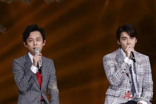 李易峰和何炅关系很好吗没有闹翻只是为了避嫌