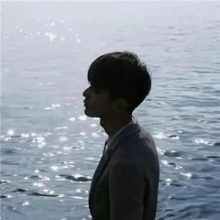 小清新头像男生背影图片很唯美女生看了就喜欢的