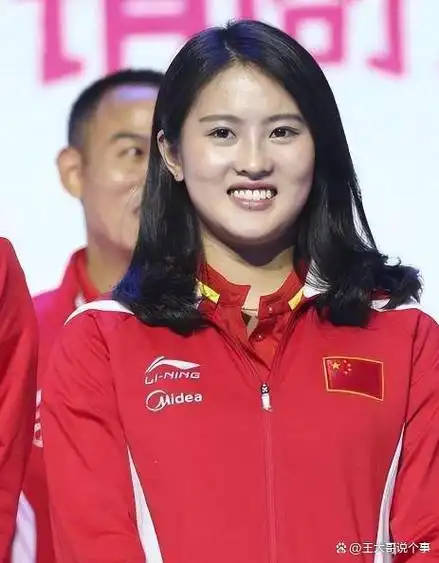 为了保持体重在一个适当范围内,陈若琳专门进行饮食控制,经常食用各种