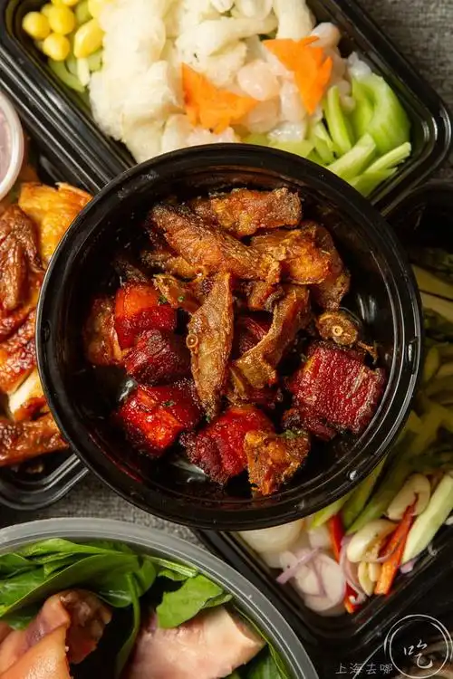 码住这份年夜饭外卖清单宅家也能吃大餐