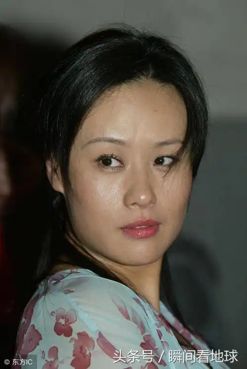 邬君梅,她越来越有魅力了!她气质很有风采