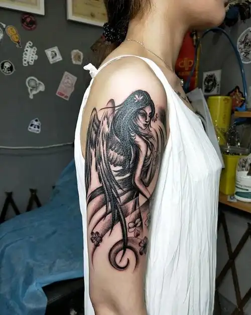 天使纹身图片_手臂欧美写实纹身图案