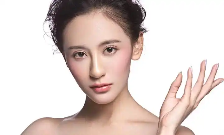 8元,价值20元单次生活妆!提供免费wifi,停车位,节假日通用!