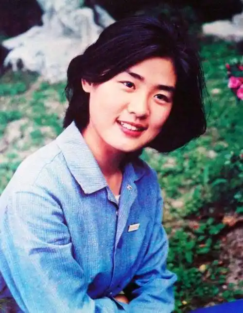 任冶湘:80年代清纯女神,曾红极一时,28岁巅峰时,因病隐退