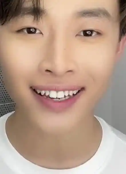 谢明皓山东综艺《唱支歌儿给党听》演唱:唱支山歌给党听 燃炸了