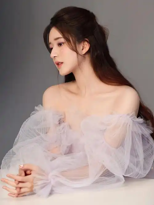 赵露思|查收你的露露紫吖