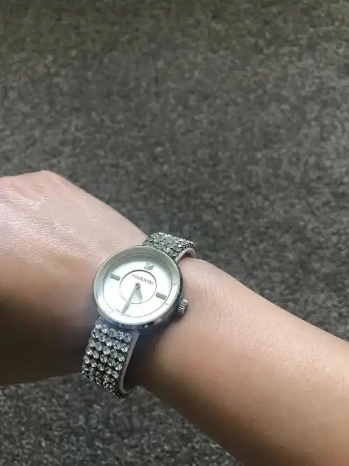 奥克兰出闲置swarovski施华洛世奇手表