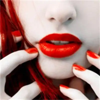 性感烈焰红唇女生头像部位高清真人图片