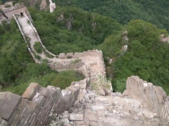 长城马道地面现状