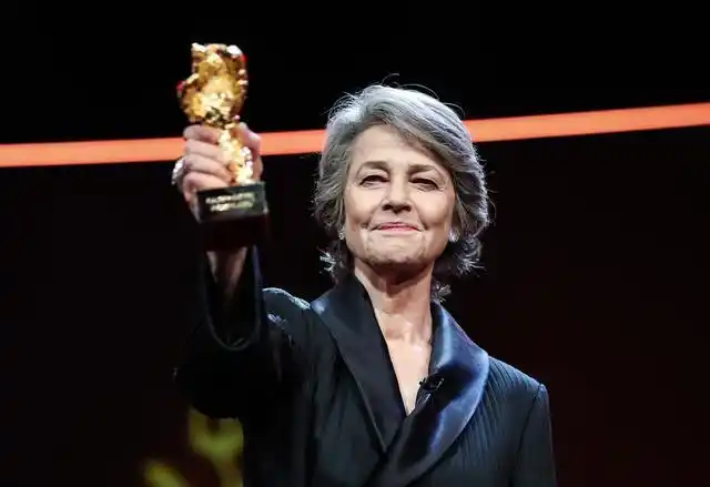 第69届柏林电影节颁奖 中国演员首次包揽影帝影后!