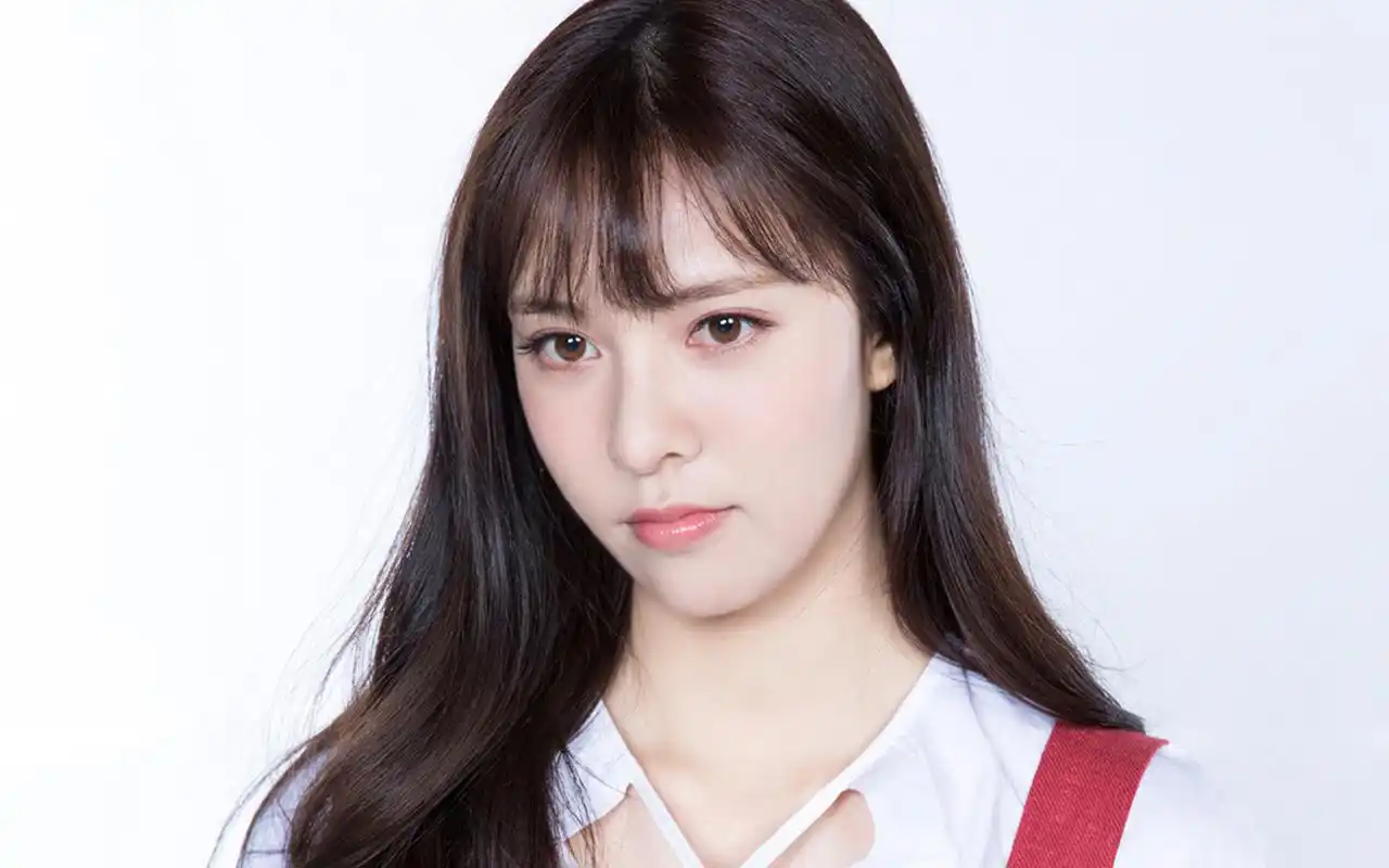 宋妍霏清甜迷人时尚写真图片桌面壁纸高清大图预览1920×1200_大陆