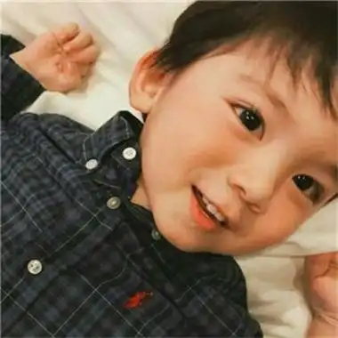 可爱萌娃头像高清图片小男孩乖巧男孩超萌头像图片大全