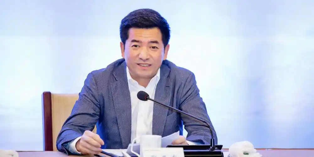 蓝筹人物丨绿城中国张亚东——惟变不变的改革者