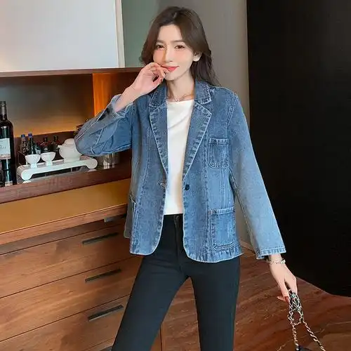 新款韩版女士牛仔西装短外套装大码牛仔外套女式显瘦休闲小西装
