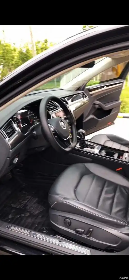 大众凌渡内饰惊鸿一瞥