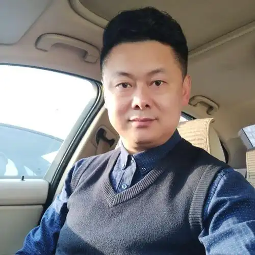 大叔以前很帅047岁男184cm大专最近一次登录:09-24 18:4470后现居