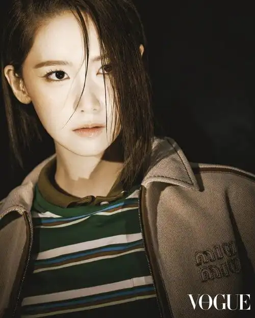 林允儿voguehk港版二月刊封面人物
