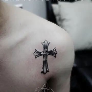 针藏刺青的照片 标签: 十字架纹身