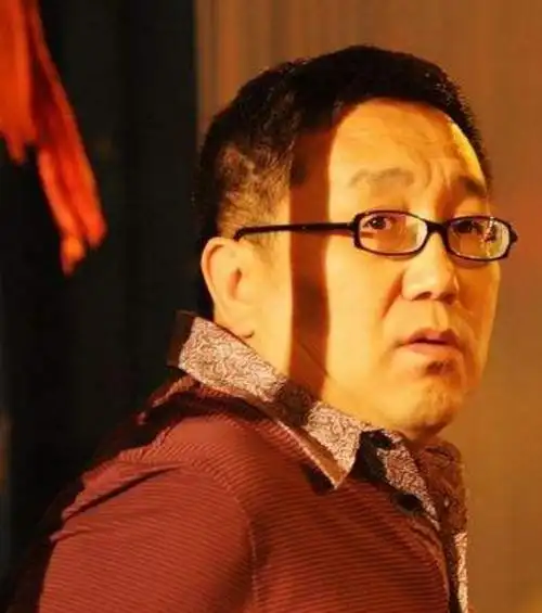 演员句号的成名史