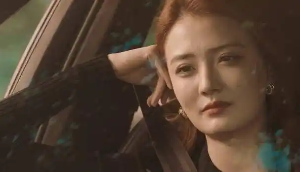 播1天我们的当打之年冲到热度第一徐璐造型惊艳网友