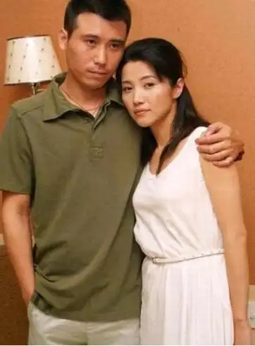 回顾李乃文与颜丙燕有缘无分低调演戏18年在家乐做妻管严