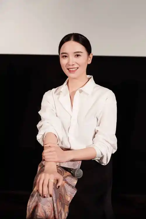 饰演仙儿的演员就是宋佳.