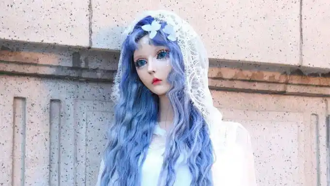 迪丽拉"整容"前照片被扒,原来长这个样,网友:喜欢现在的她!