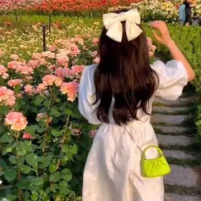 头像女生简单气质森系清新文艺高清图片