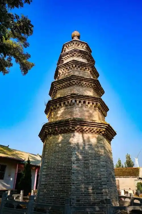 游记内黄大兴寺塔