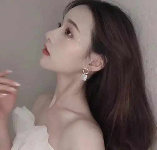 精选优质|侧脸女头