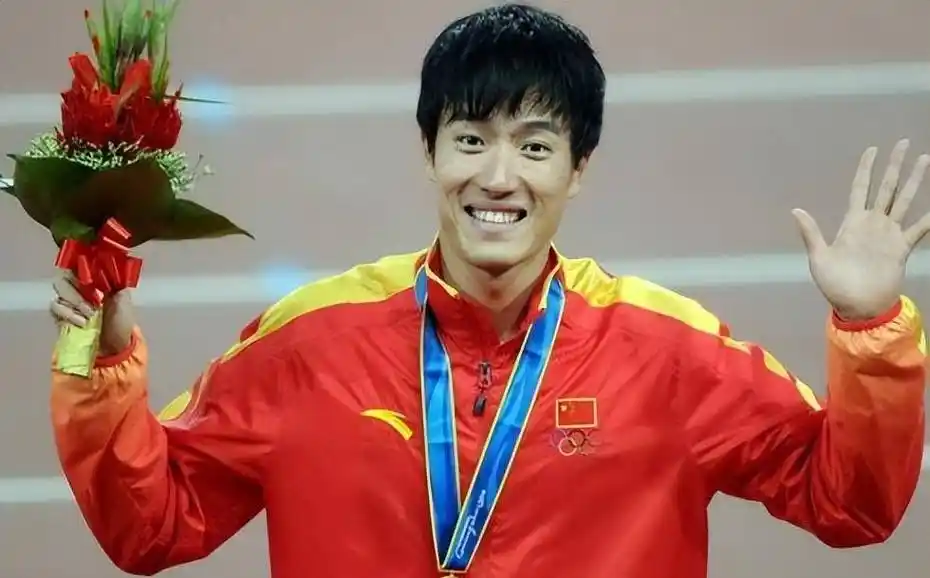刘翔因退赛两次被骂12年,如今退役后的他,事业何去何从!