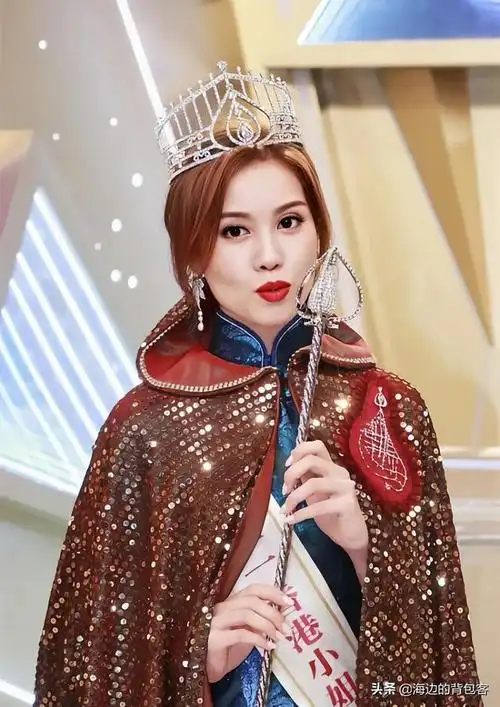 2021年香港小姐冠军宋宛颖中葡混血身材真好