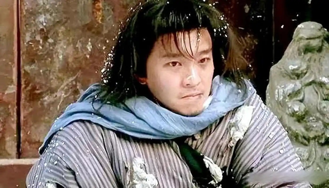 今天要介绍的电影名叫 武状元苏乞儿>,是香港著名导演演员周星驰先生