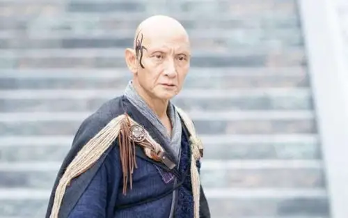 三位光头哥演了一辈子坏人,个个都是国宝级坏蛋,可惜他已离世